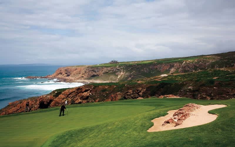 Pinnacle Point Golf Club: 4-Ball + Carts for less than R850pp!