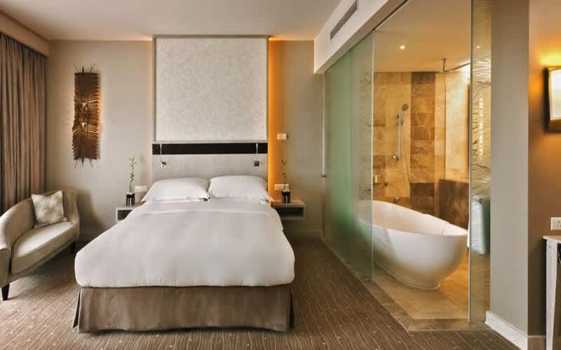 Oubaai Hotel, Golf & Spa: 1 Night for 4 People Sharing + 4-Ball + Shared Carts + Breakfast