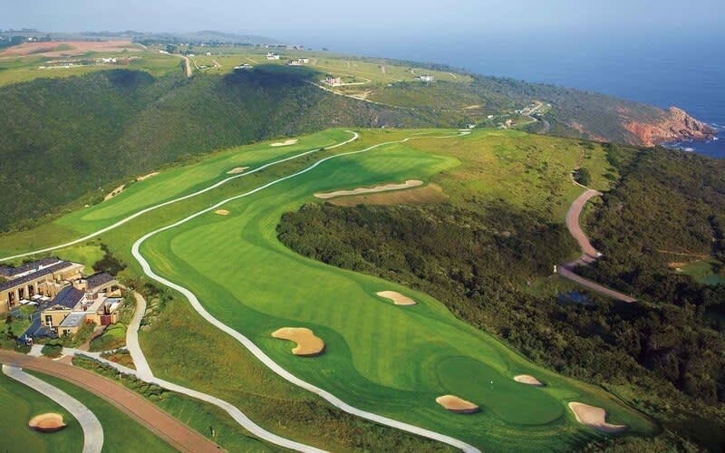 Oubaai Hotel, Golf & Spa: 1 Night for 4 People Sharing + 4-Ball + Shared Carts + Breakfast