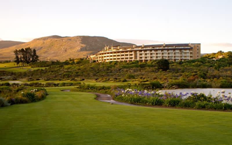Arabella Hotel, Golf & Spa Stay & Play Special: 1 Night in Luxury for 2 PLUS 2-Ball + Cart + Breakfast for only R4 899!