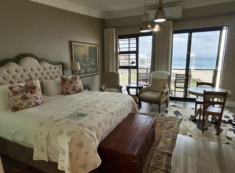 On the Beach Guesthouse & Suites, Jeffreys Bay – 1 night, 2 Pax, Guesthouse Room – from R2 529