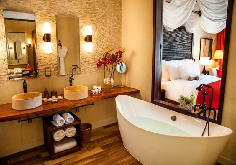 Sale! 5* Story, Seychelles - 5 Nights Luxury Stay + Breakfast + Flights From R33 110 per Person Sharing