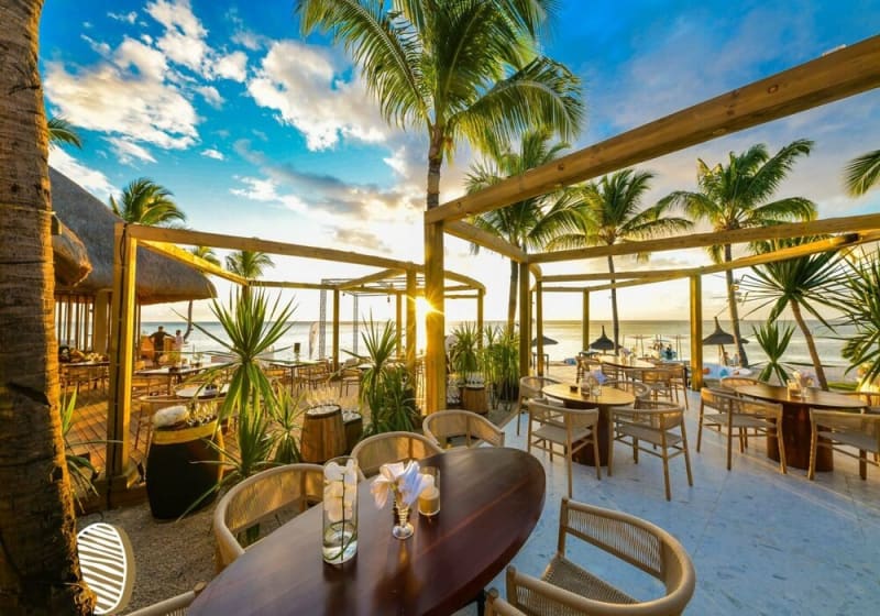 Flash Sale! 5* Sugar Beach Golf & Spa Resort, Mauritius: 5 Nights Luxury Stay + Breakfast + Dinner + Flights from R34 500 per Person Sharing