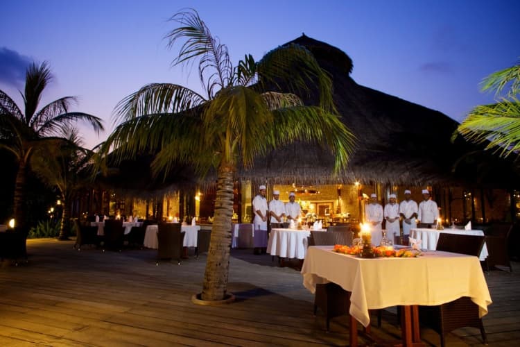 4* KUREDU Resort, Lhaviyani Atoll Maldives: 7 Nights Full Board Stay + Flights from only R36 265 pps!