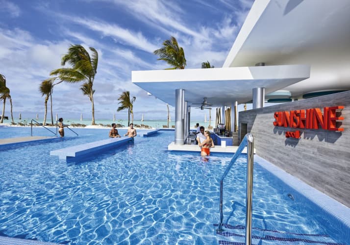 4* RIU ATOLL HOTEL, Maldives - 7 Night ALL-INCLUSIVE Luxury Stay & Flights from R45 640 per person sharing!