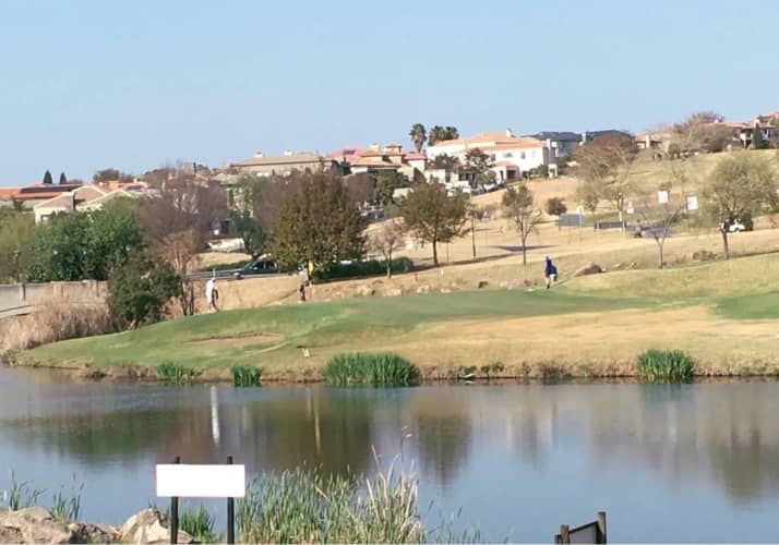 BLUE VALLEY GOLF & COUNTRY ESTATE: 4-Ball deal & Carts for just R2029.99