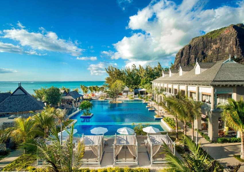 5* Deluxe JW Marriott Mauritius Resort, South West Coast.- 7 Nights LUXURY Stay + Breakfast & Dinner + Flights from R59 550 pps!