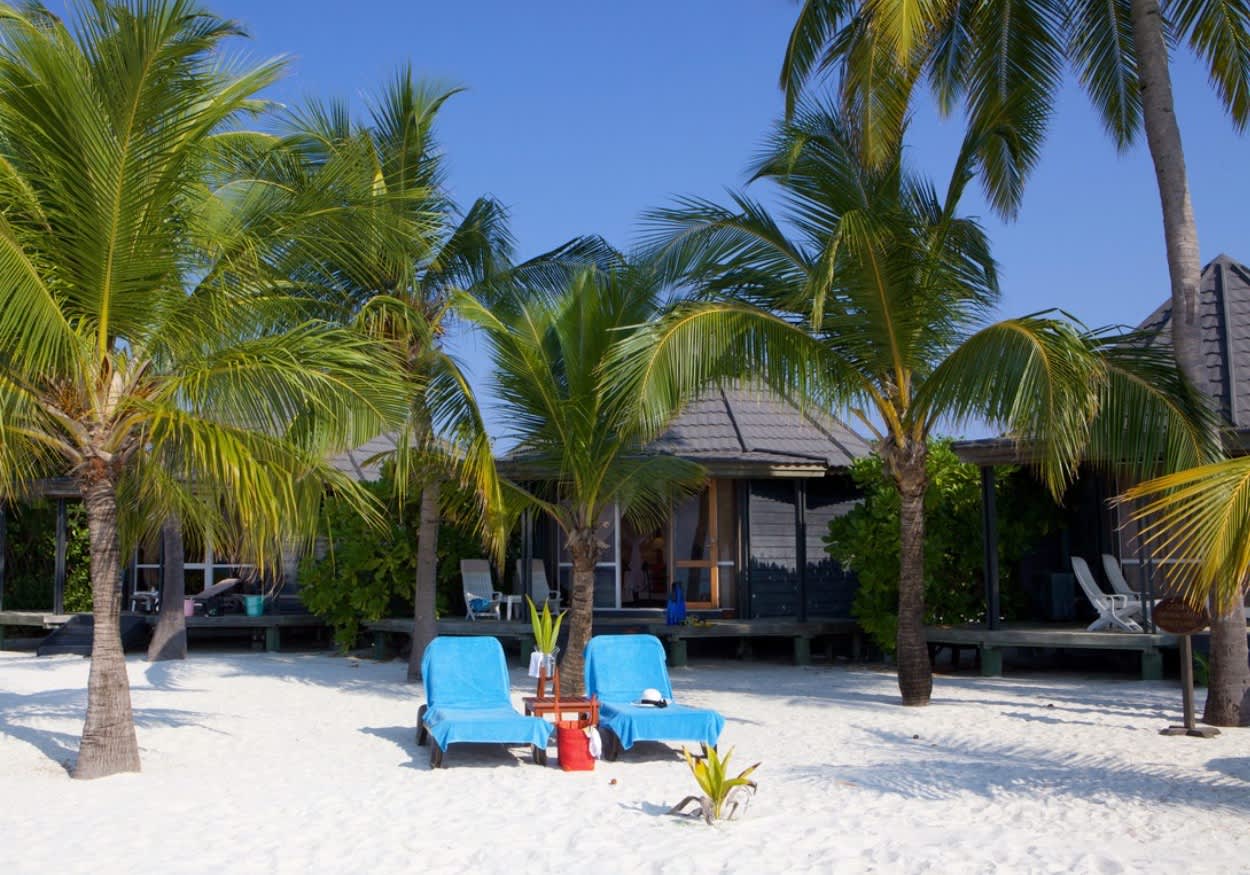 4* KUREDU Resort, Lhaviyani Atoll Maldives: 7 Nights Full Board Stay + Flights from only R36 265 pps!