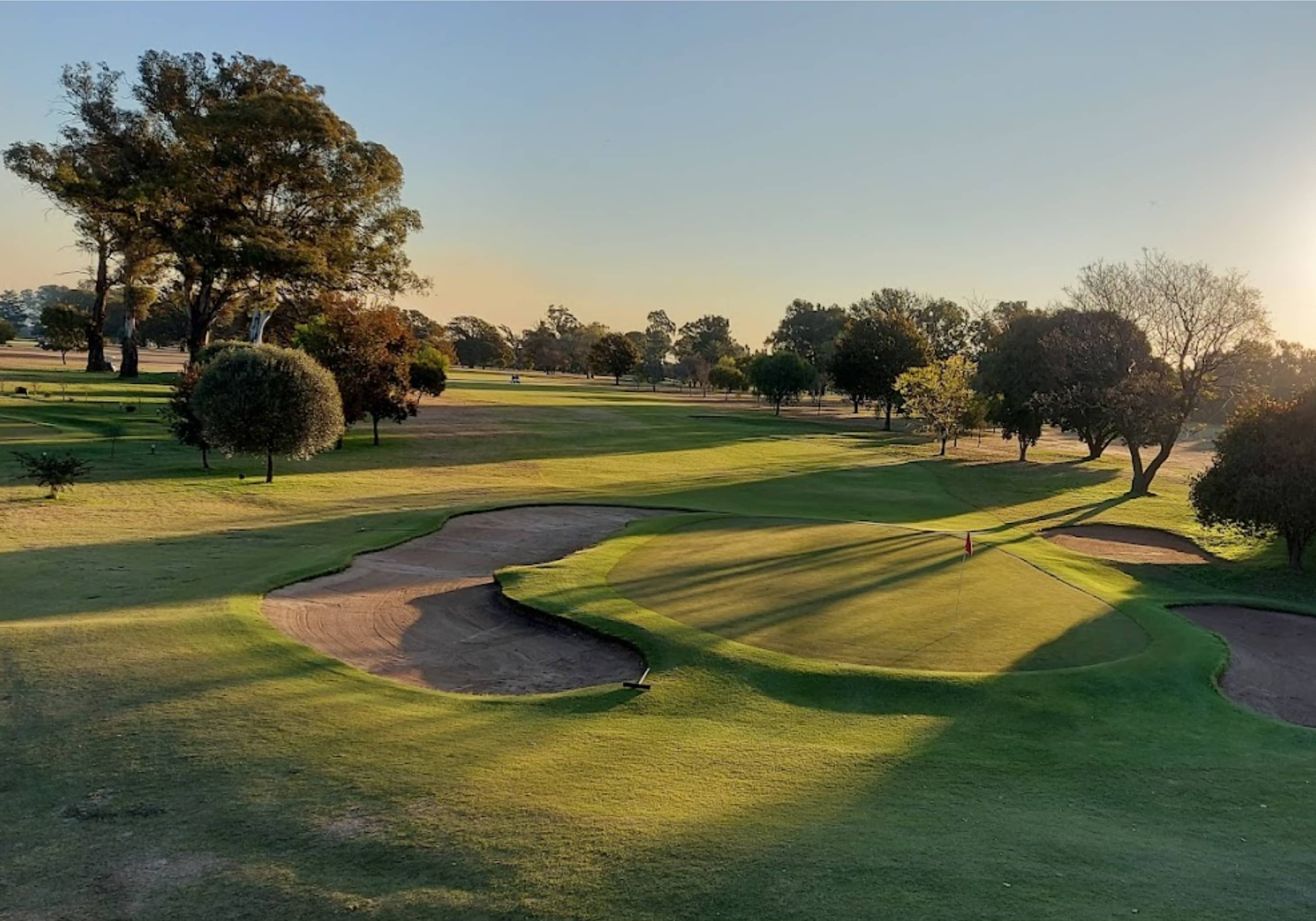 POLLAK PARK GOLF CLUB: 2 Ball Deal for just R449!