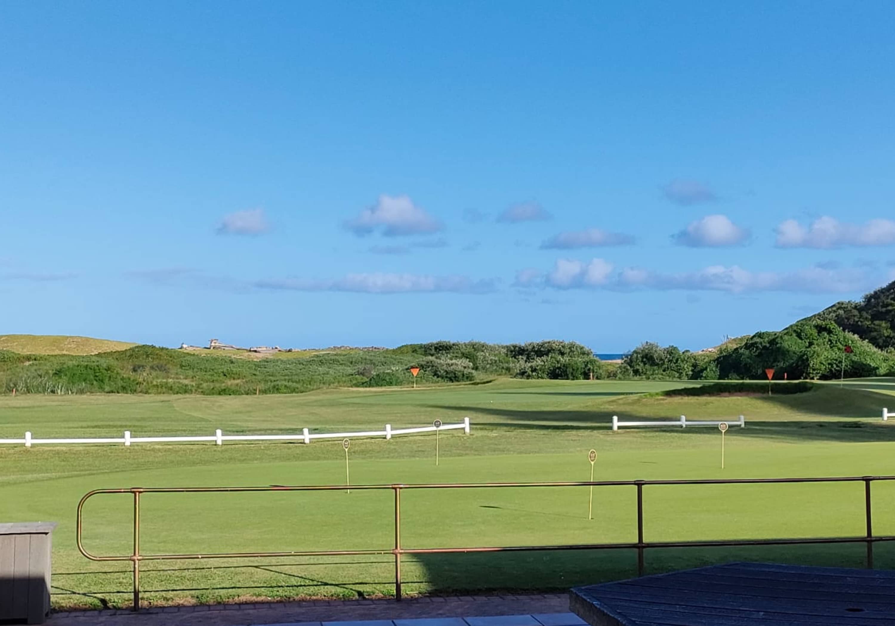 AMANZIMTOTI GOLF CLUB: 4 Ball Deal & Carts for just R1 429,99