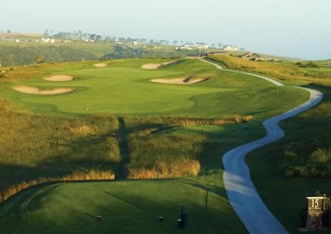 OUBAAI GOLF CLUB: 4-Ball Deal & Includes Carts for only R1599,99!