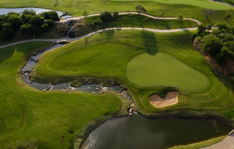 Steyn City Hotel by Saxon - 1 Night in the 4 Bedroom Presidential Suite + Breakfast + 4 Ball with carts at Steyn City Golf Club + a R500 Flook Gift Card to use on Flook for each player!