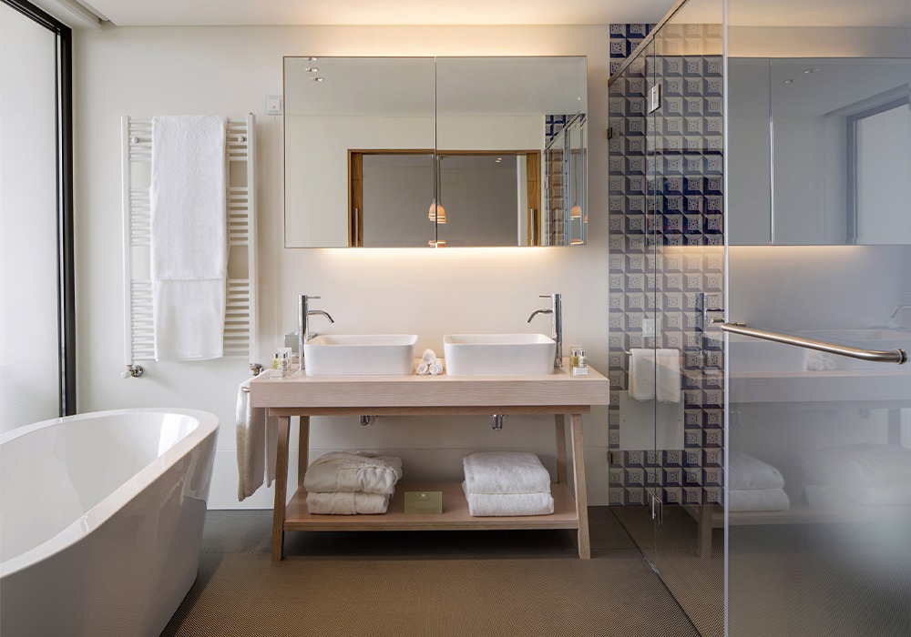 Evolutee Hotel - Royal Obidos Scenic 5* Resort, Portugal - 7 Nights B&B + 5 Green Fees + Golf Shuttle from ONLY R19 399!
