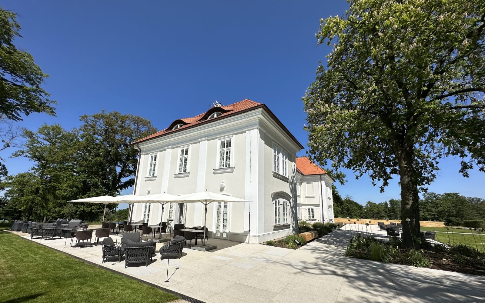 PGA National Czech Republic | Oaks Prague - OREA Hotel Angelo Prague 4*: 2 Night Stay + Golf on 2 courses + Breakfast - from Only R9 699 pp sharing