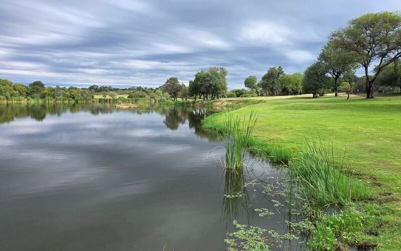 Grace of Africa 5* Lodge Golf & Big 5 Safari Escape: 7 Nights + Golf on TWO Courses (Kambaku & Skukuza) + Wine Tasting + Full-board 