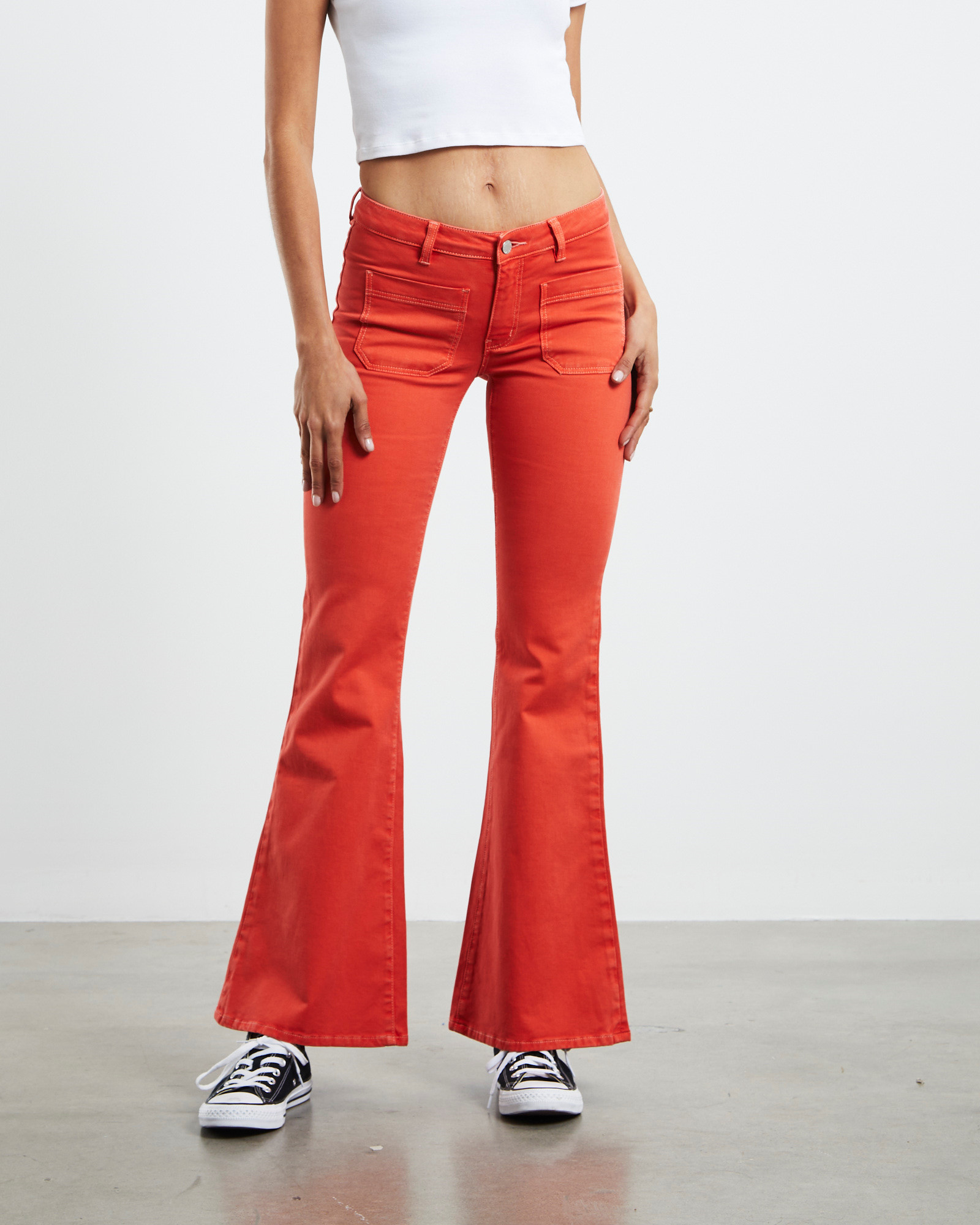 NEW ROLLAS Sailor Low Flare Jeans Scarlet Coral - Picture 2 of 37