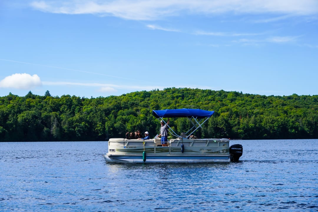 Lake,Placid,,New,York,-,August,20,,2020:,Boaters,On