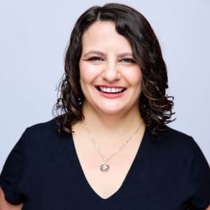 Winning over Gen Z: L&D strategies that resonate across generations - Rachel Schonwald