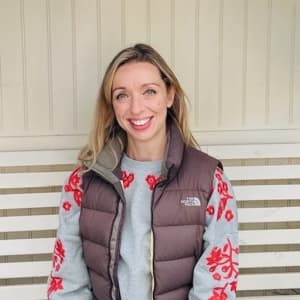 Navigating Tax Year-End: Insights to Simplify Payroll Compliance - Camilla King