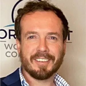 Live Webinar: Is your HRIS stuck in the ’90s? - Nic Phillipson