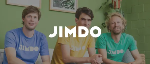 blue shirt, green background, team, Jimdo