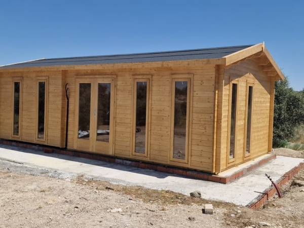 ARTY Bungalows de madera