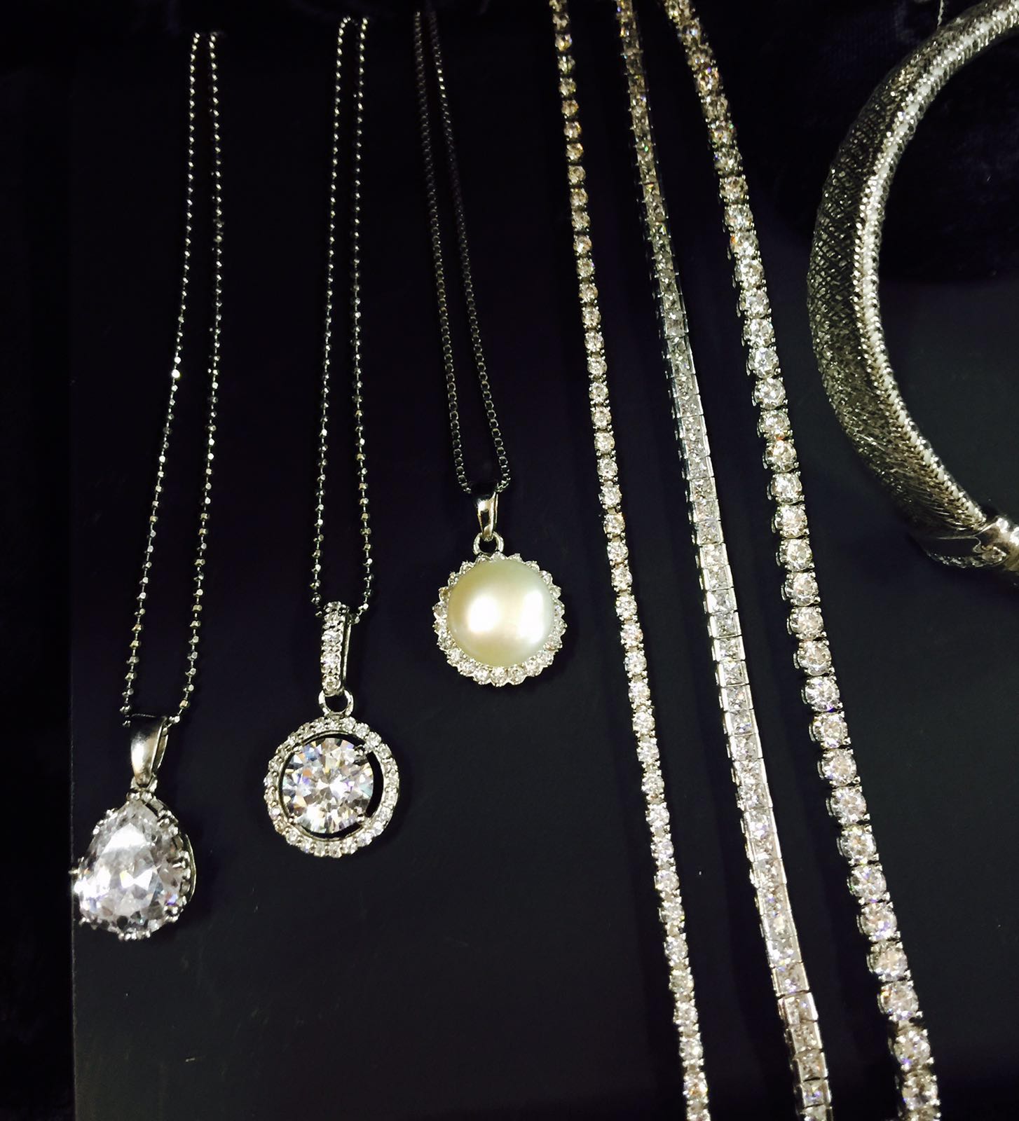 bracciali e collane in argento