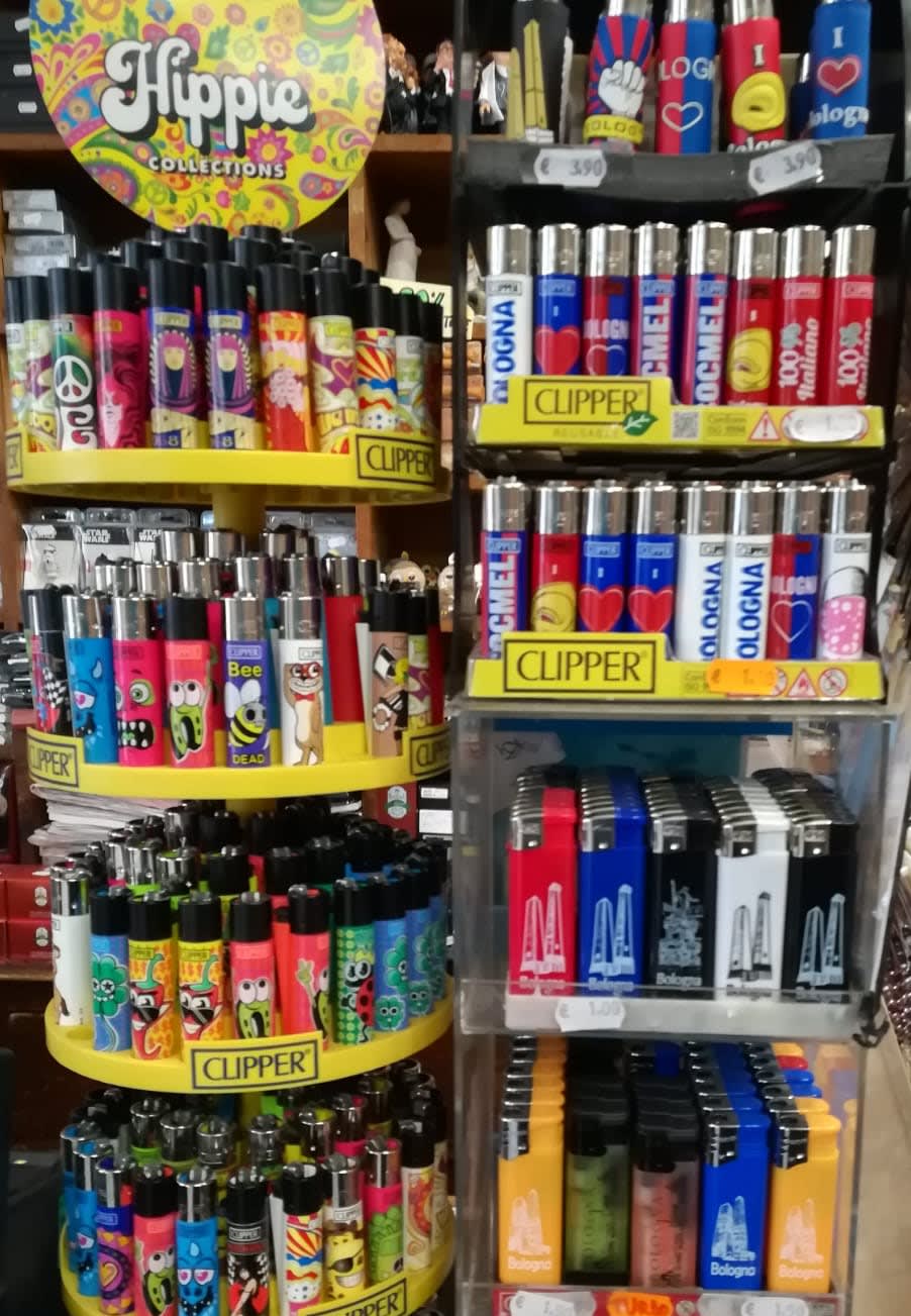 Espositore accendini Espositore accendini