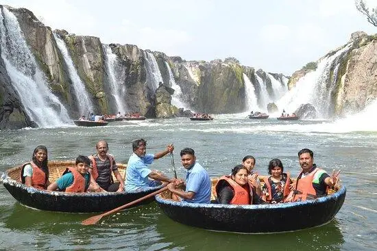 Hogenakkal Falls