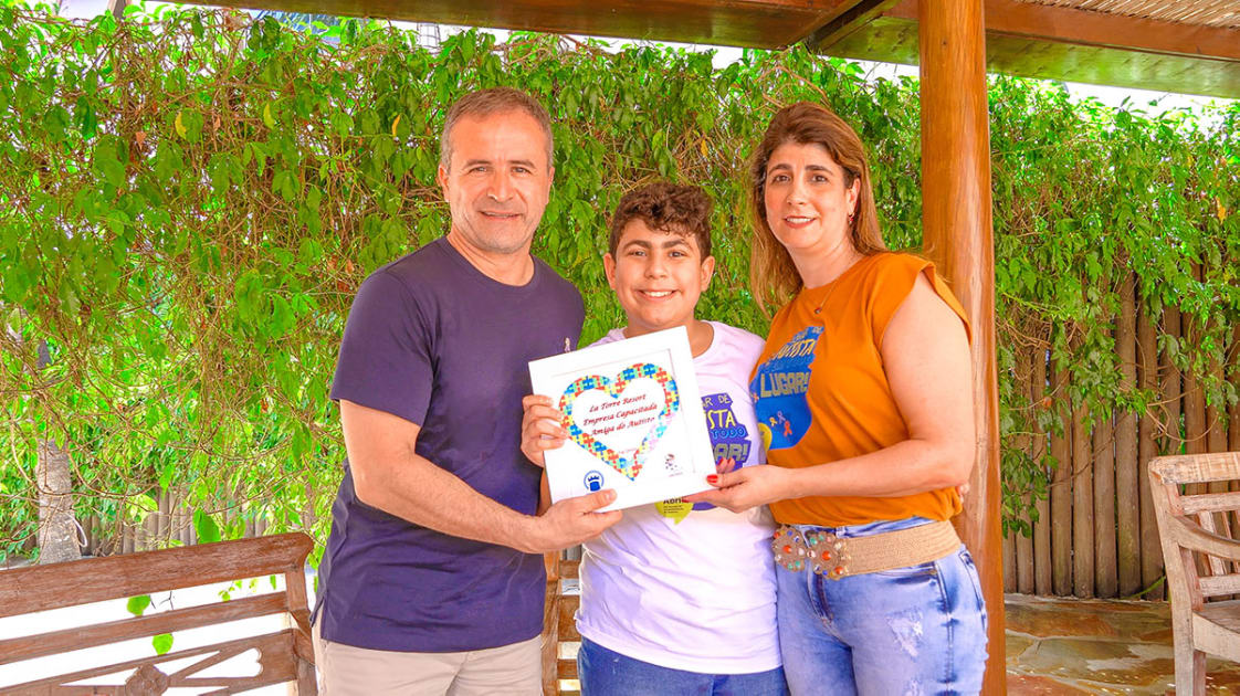 Resort La Torre recebe capacitação e é empresa amiga do autista 1 C0205.MP4.09 01 29 11.Quadro001
