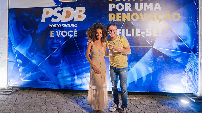 Encontro de filiação PSDB Porto Seguro reúne mais de 800 pessoas 88 Filiação PSDB Porto Seguro Luigi Rotunno (51)