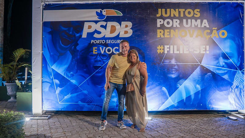 Encontro de filiação PSDB Porto Seguro reúne mais de 800 pessoas 62 Filiação PSDB Porto Seguro Luigi Rotunno (78)