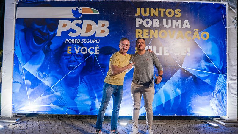 Encontro de filiação PSDB Porto Seguro reúne mais de 800 pessoas 52 Filiação PSDB Porto Seguro Luigi Rotunno (88)