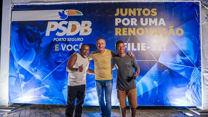 Encontro de filiação PSDB Porto Seguro reúne mais de 800 pessoas 54 Filiação PSDB Porto Seguro Luigi Rotunno (86)