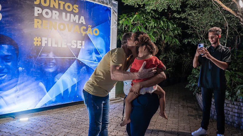 Encontro de filiação PSDB Porto Seguro reúne mais de 800 pessoas 68 Filiação PSDB Porto Seguro Luigi Rotunno (72)