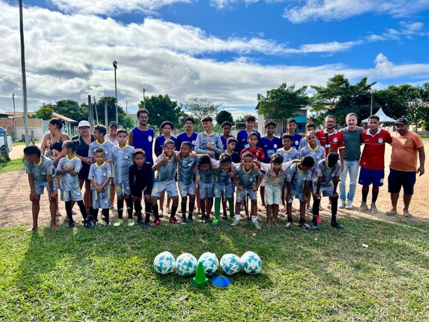 Luigi e Caraíva Futebol Clube