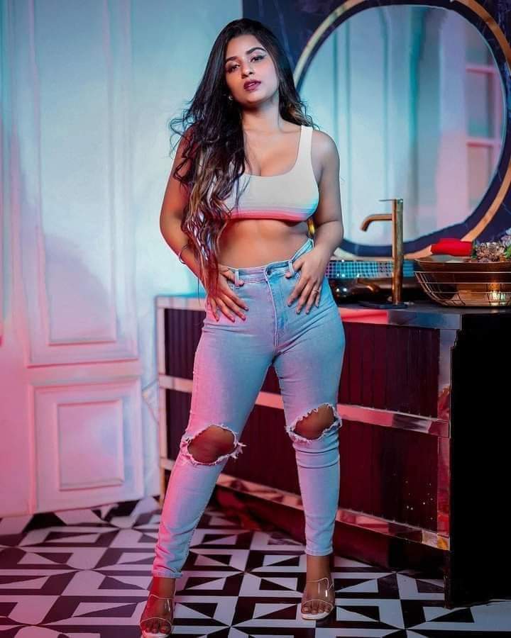 escorts in lahor.jpg