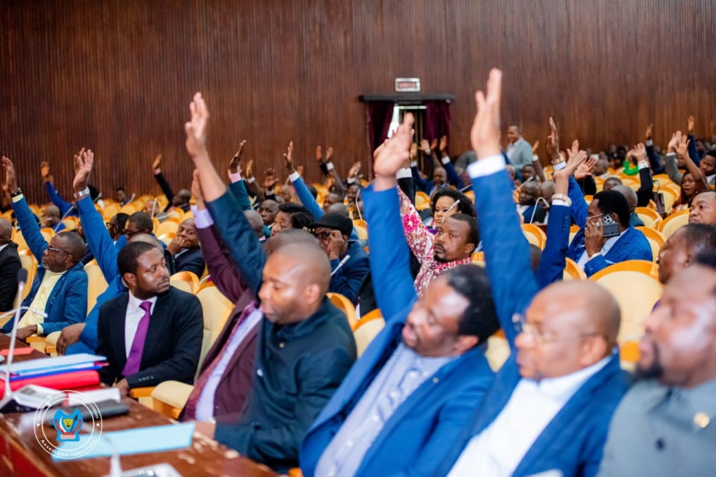 85ste verlenging van de staat van beleg in Ituri en Noord-Kivu goedgekeurd door het parlement op 7 november 2024.