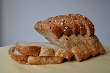 Steekproeven vinden PFAS in Belgisch brood