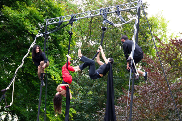 Schelden en omhelzen met Palestinian Circus School