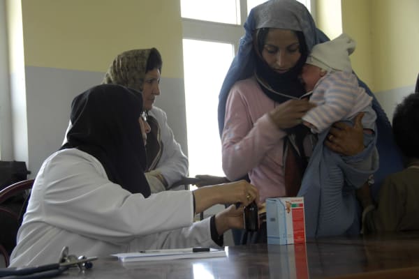 Taliban-regime verbiedt medische scholing voor vrouwen