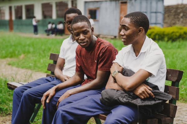 Bang en blut: terug naar school in M23-gebied