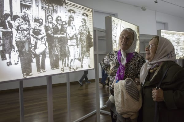 Milei zet kettingzaag in Argentijnse herinneringscultuur