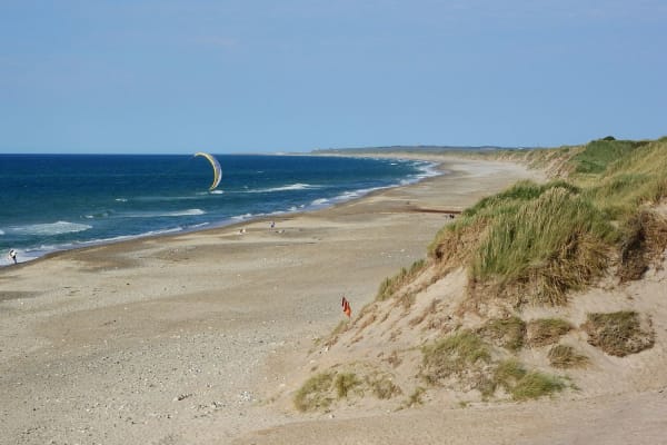 De beste bescherming tegen de stijgende zeespiegel: duinen voor de dijk