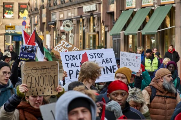 ‘Hoelang wil Europa nog medeplichtig blijven aan de genocidaire oorlog van Israël?’