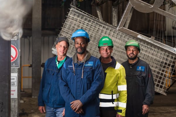 Van koopwaar naar recht: de strijd om basisrechten in een commercieel geldsysteem