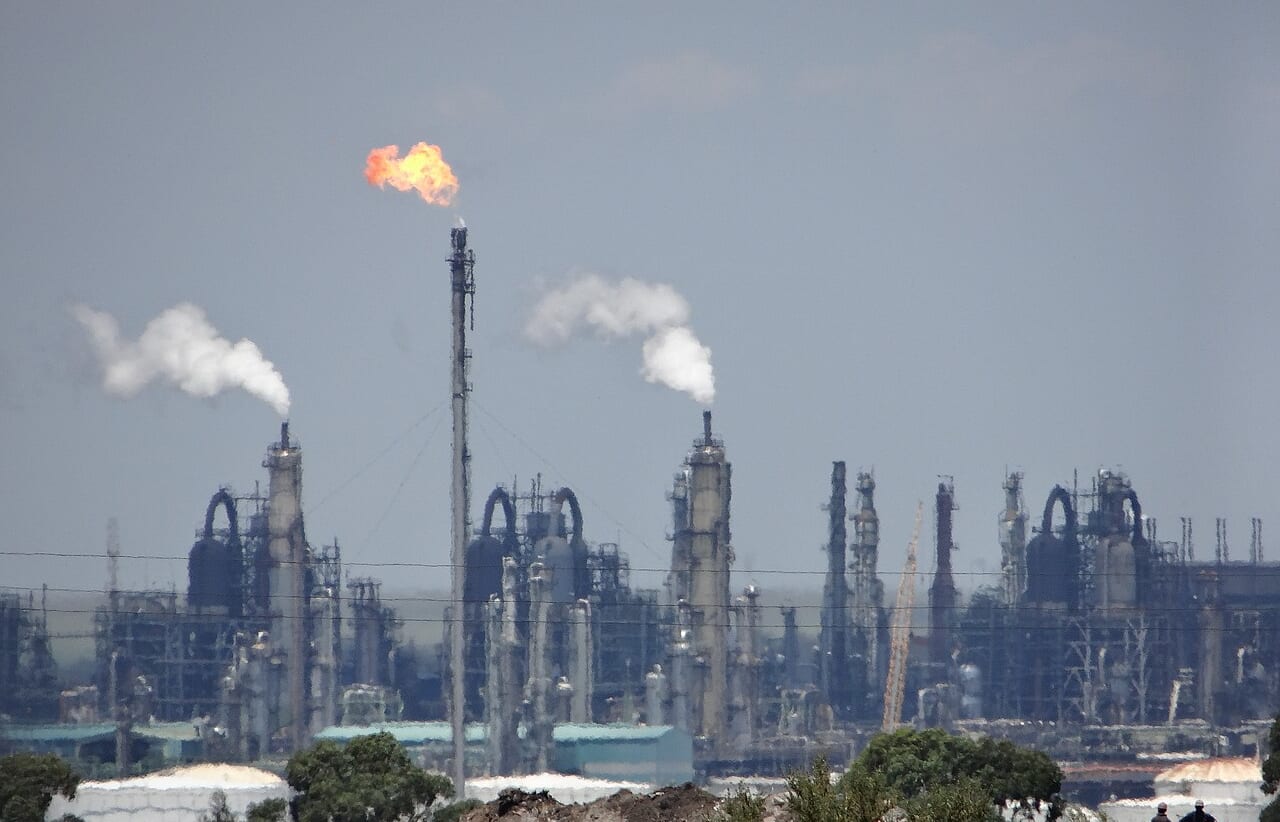 Landen in het Zuiden pompen elk jaar miljarden in olie, gas en agro-industrie