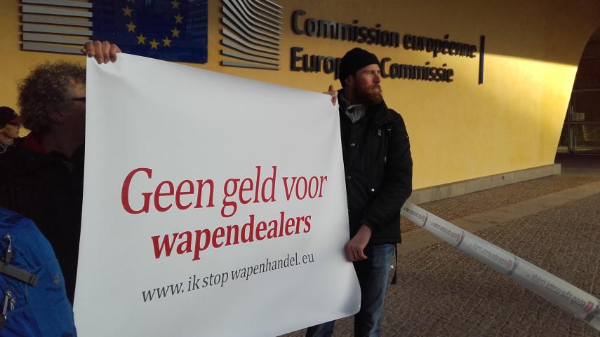 Lezing Ludo De Brabander over de internationale wapenhandel