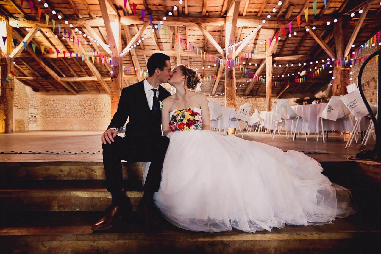 Votre mariage est imminent ! Vous avez enfin trouvé votre photographe et vous croisez les doigts pour avoir de sublimes photos de votre grand jour. Il risque de vous parler des nouvelles tendances en photographie