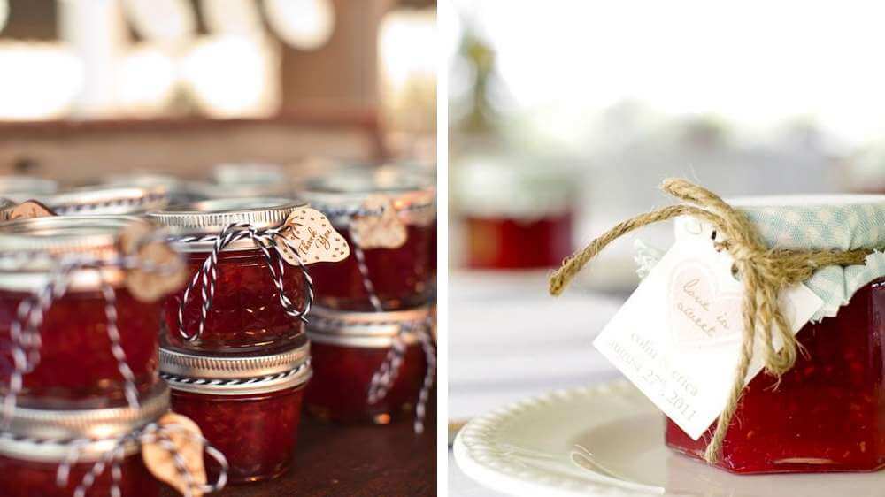 Idée déco et cadeau pour vos invités un petit pot de confiture ou de miel pour offrir ça change des dragées thème champêtre